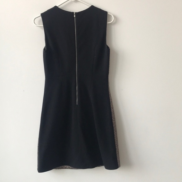 Black and Gold DVF dress size 2 - Picture 2 of 4